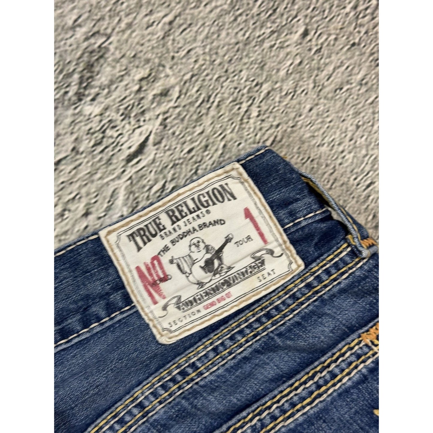 True Religion jeans gold stitching Y2K Geno Big QT