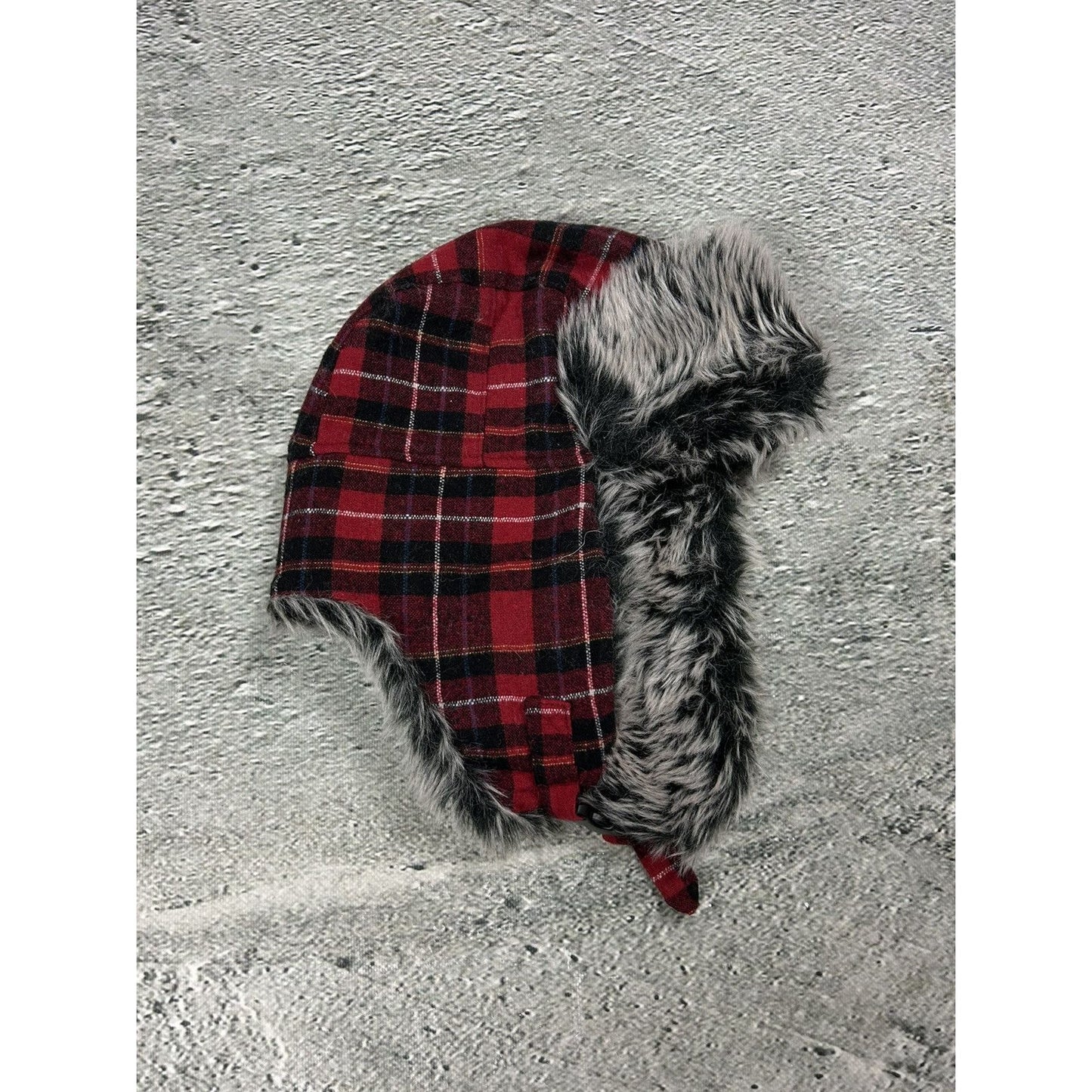 Burton vintage ushanka trooper hat red black with fur