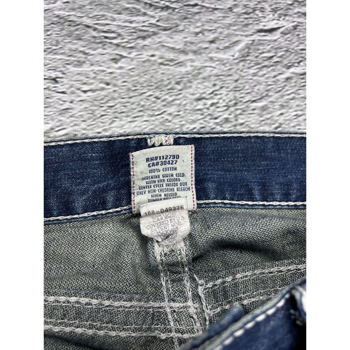 True Religion blue jeans white thick stitching Jack Big QT