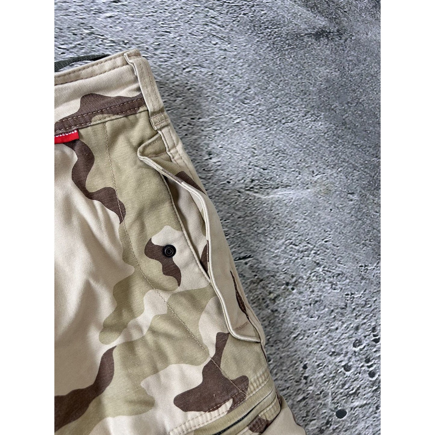 Molecule vintage cargo shorts camo utility military