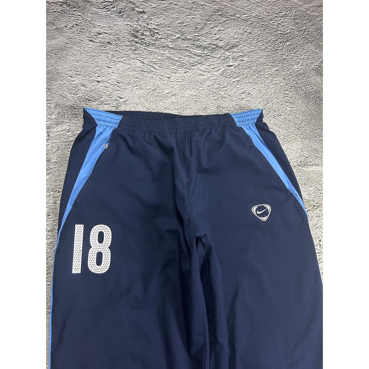 Nike vintage navy track pants nylon small logo parachute Y2K 18