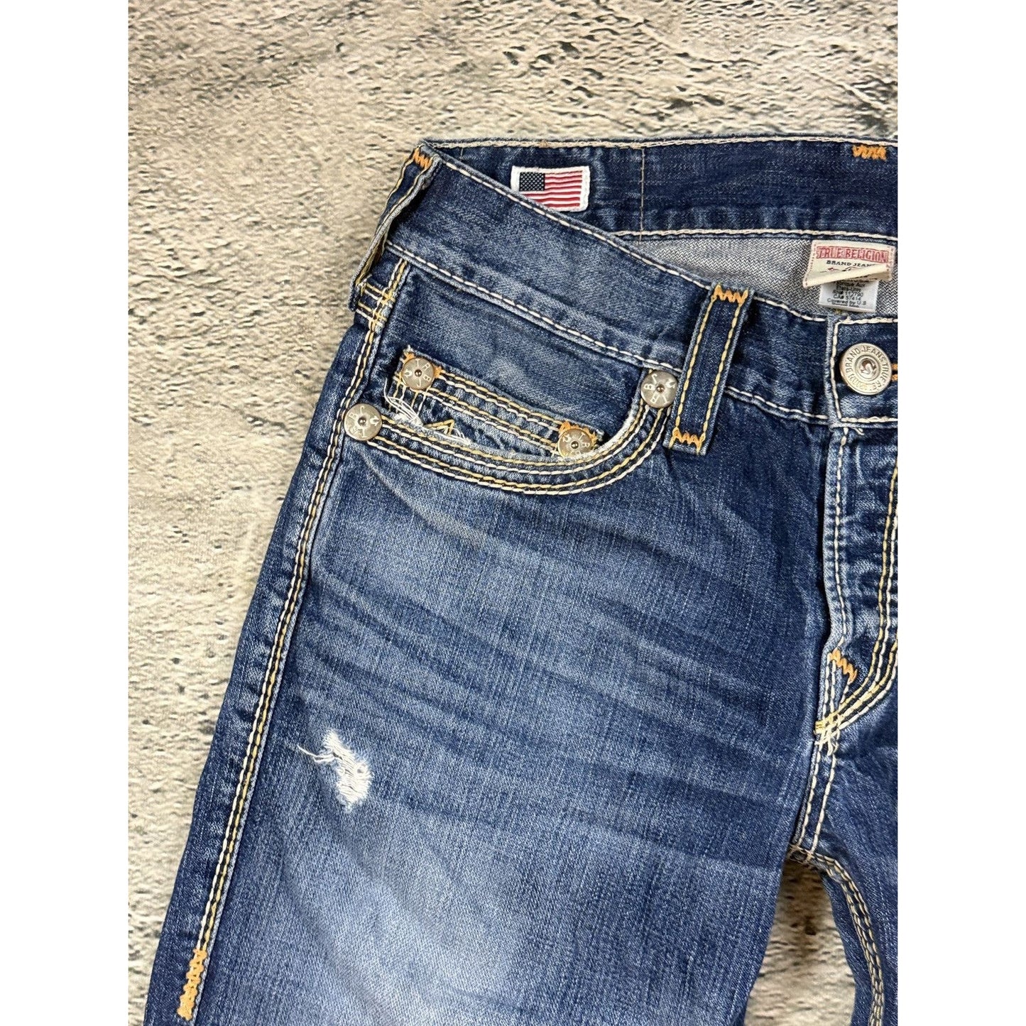 True Religion jeans gold stitching Y2K Geno Big QT