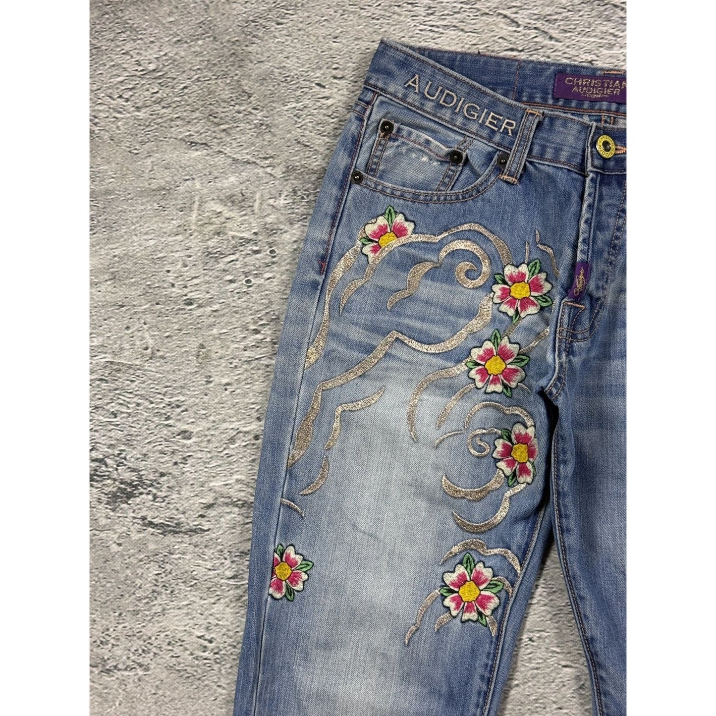 Christian Audigier Ed Hardy embroidered vintage jeans dragon