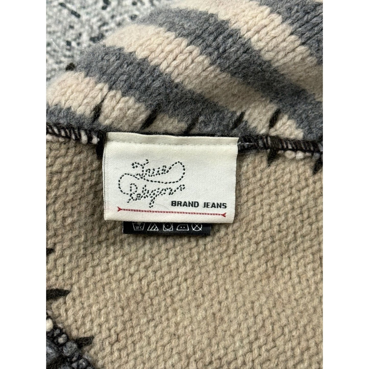 True Religion beanie vintage Y2K brown big logo thick stitch