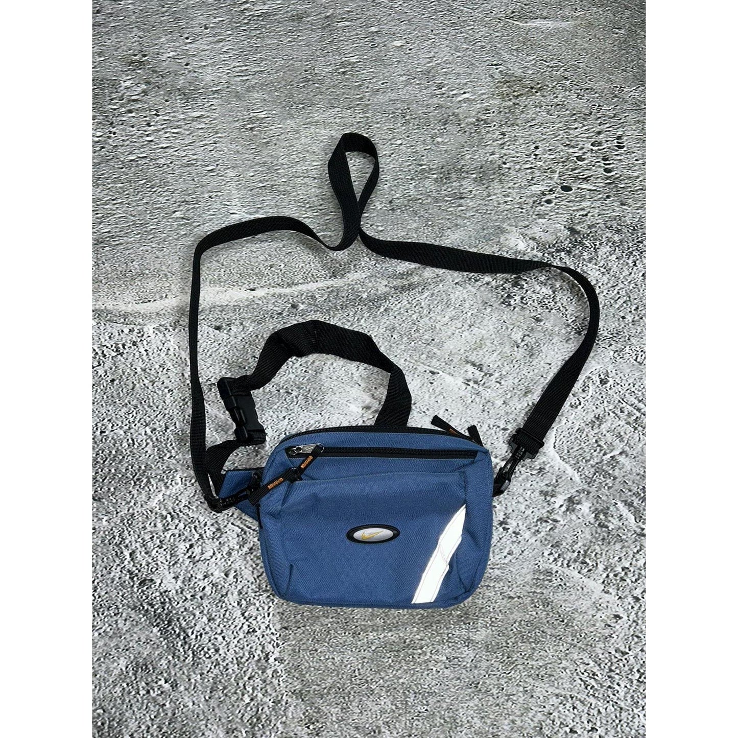 Nike waist bag vintage blue Y2K shoulder bag TN