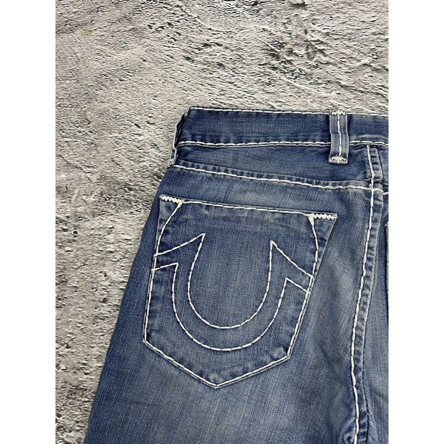 True Religion Blue jeans white thick stitching Bobby