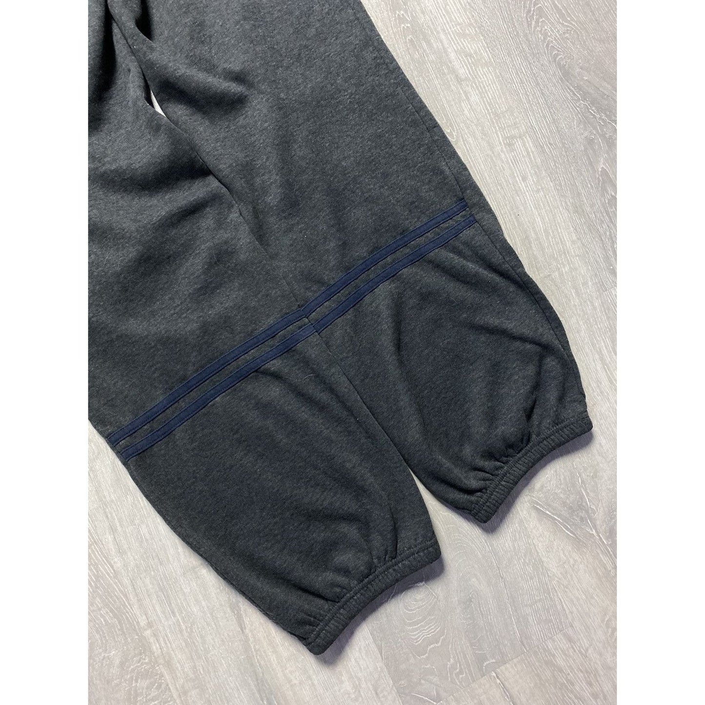 Sergio Tacchini vintage grey sweatpants small logo