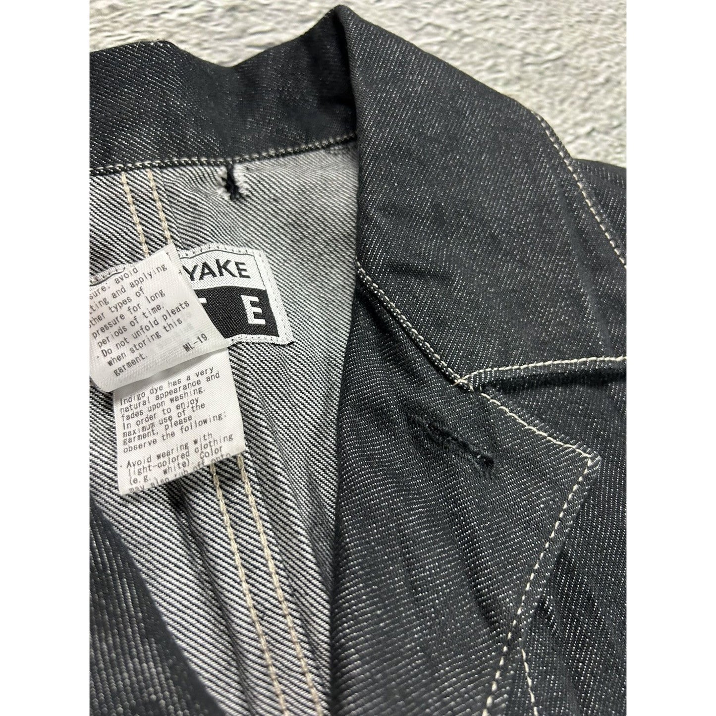 Issey Miyake Fete denim jacket pleated vintage made in Japan