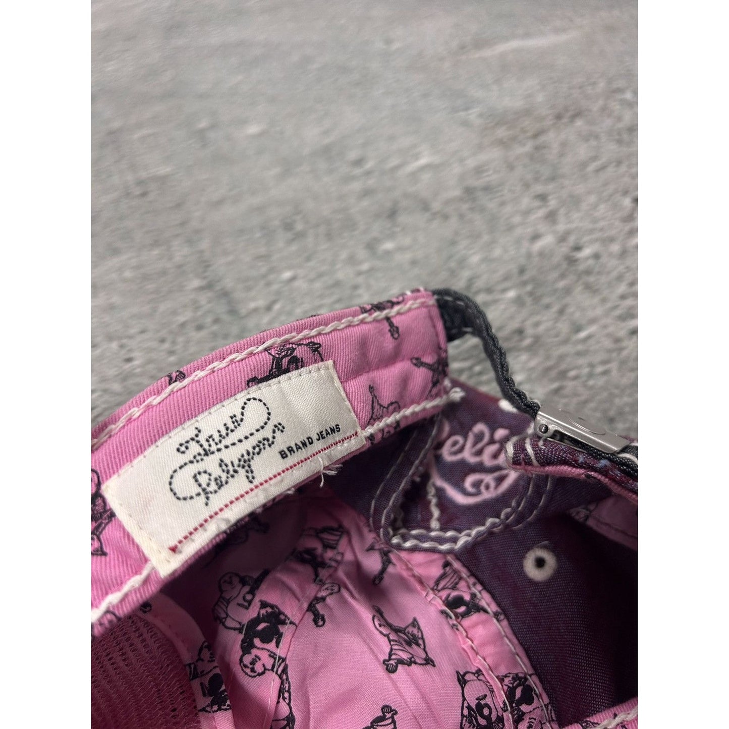 True Religion hat vintage red cap studded big logo horseshoe