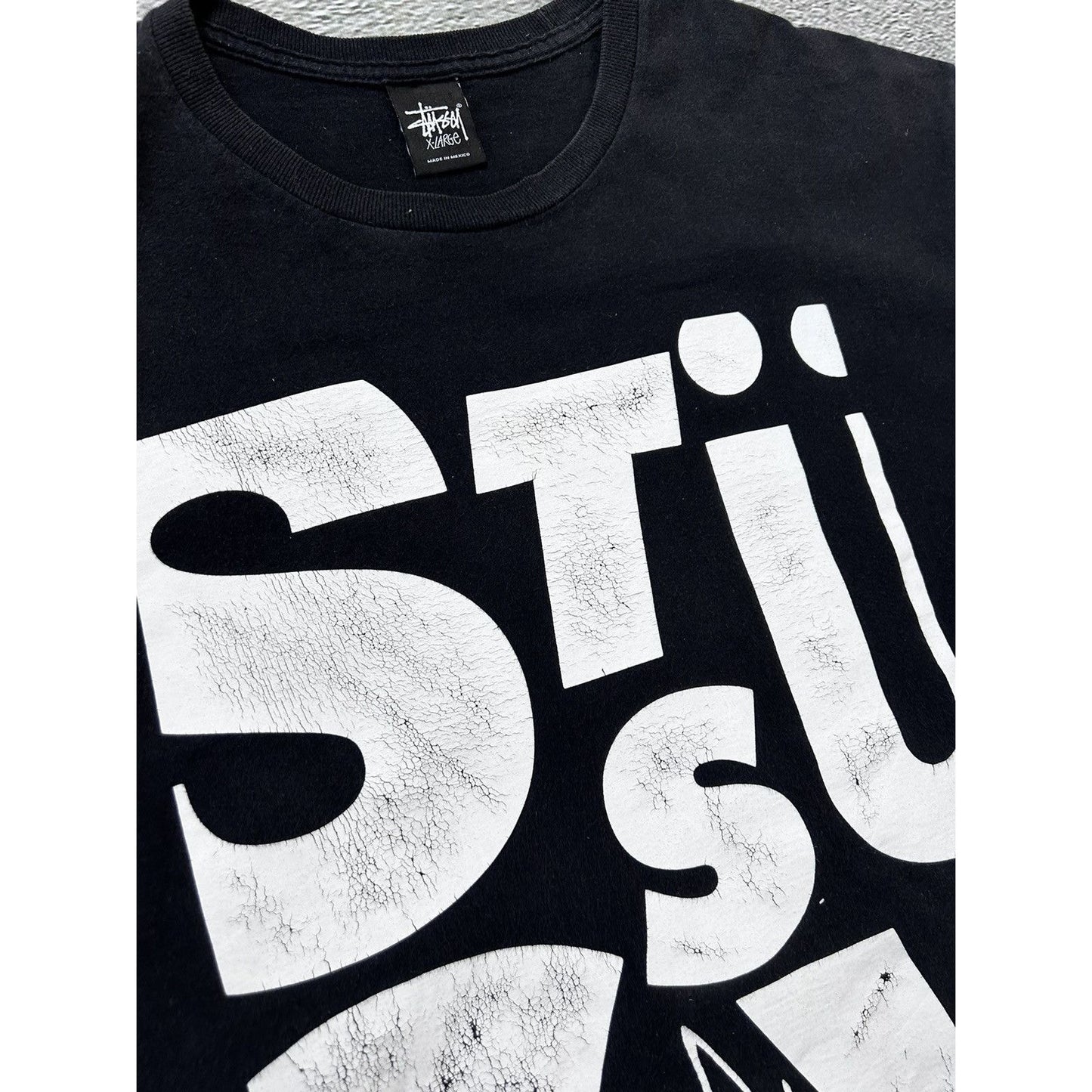 Stussy t-shirt big logo black vintage