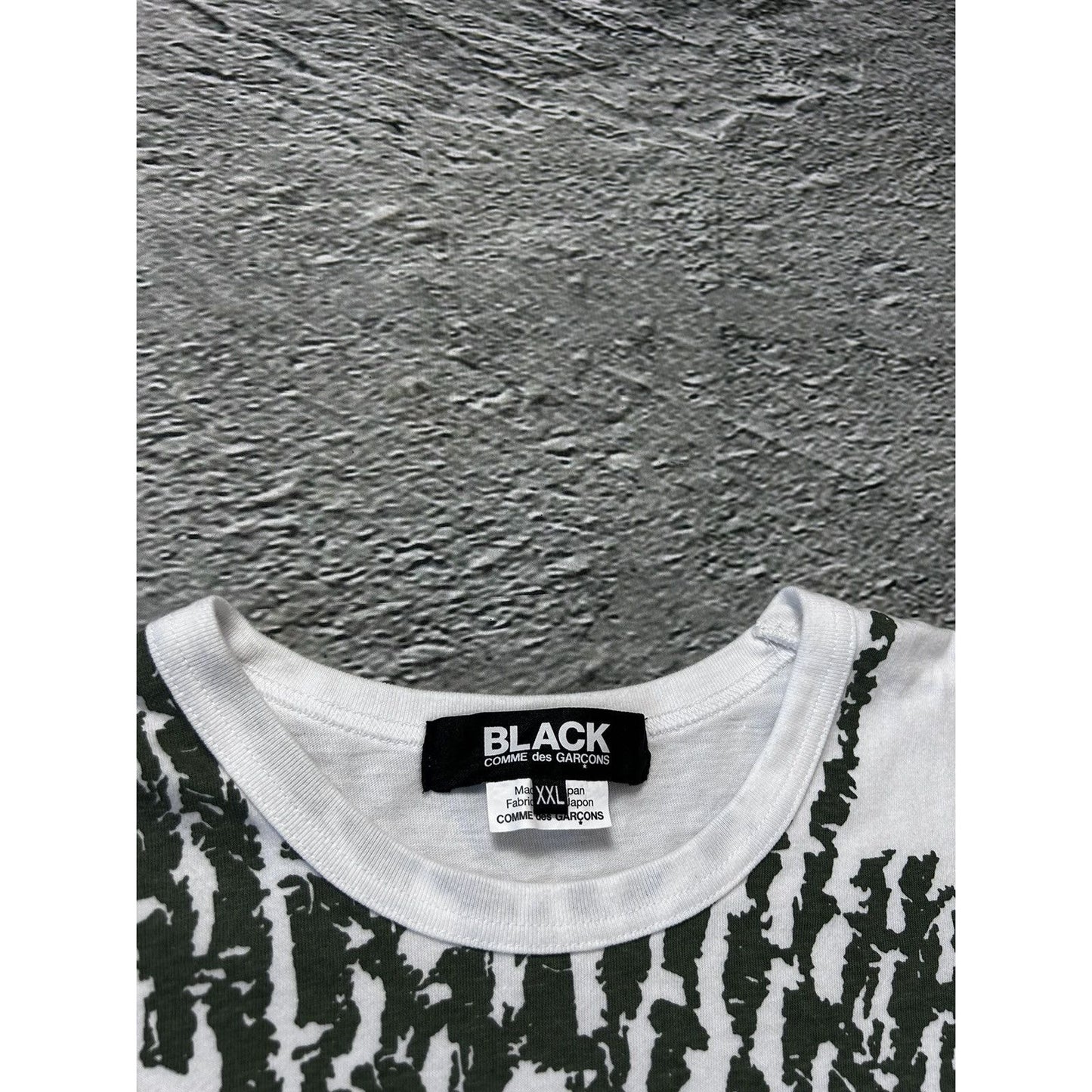 Comme des Garcons Black T-shirt 2020 khaki white