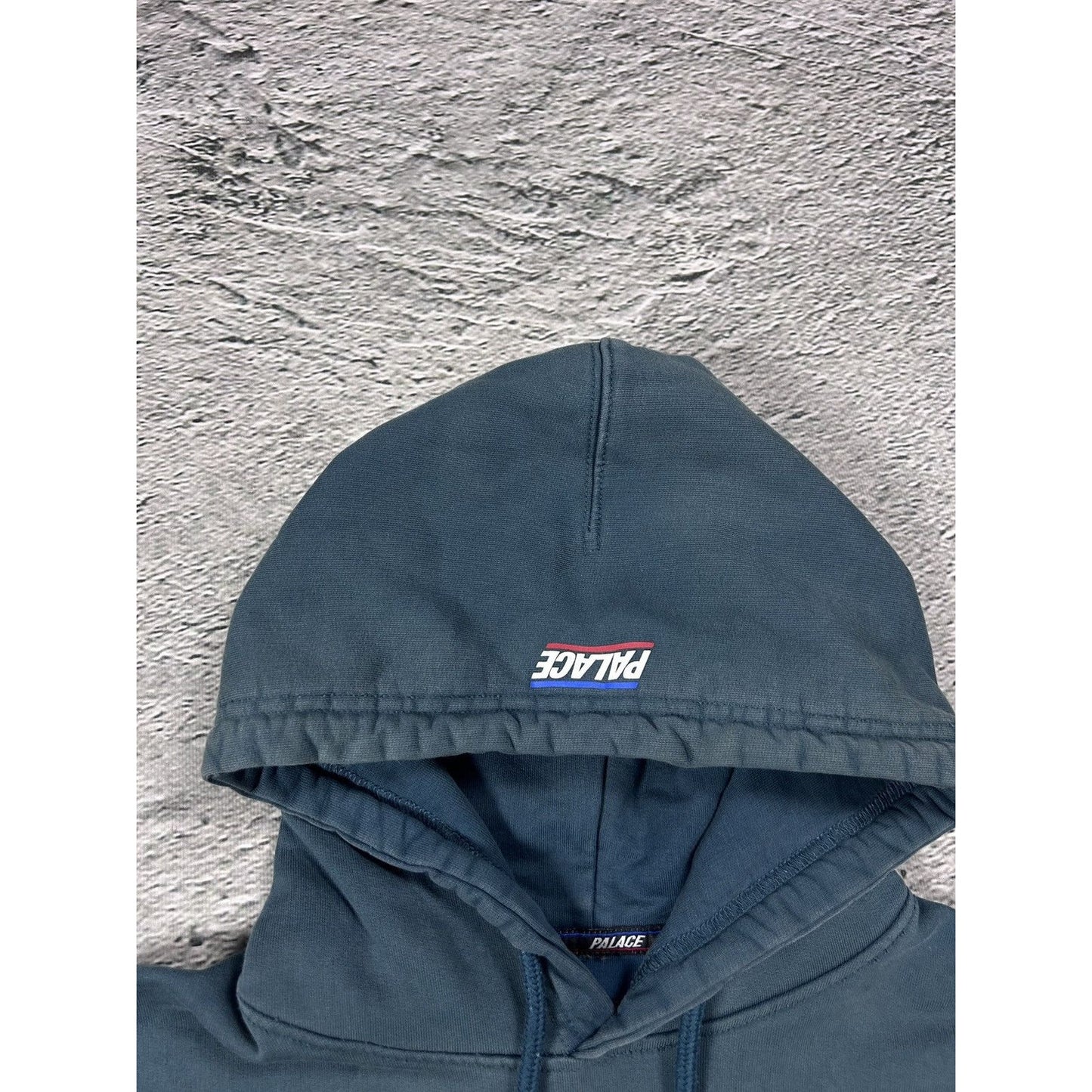 Palace hoodie Basically a Hood green