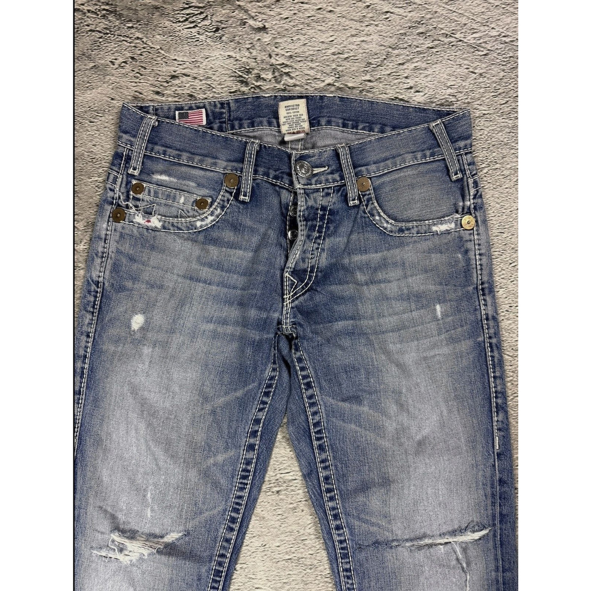 True Religion blue washed jeans white thick stitching Logan