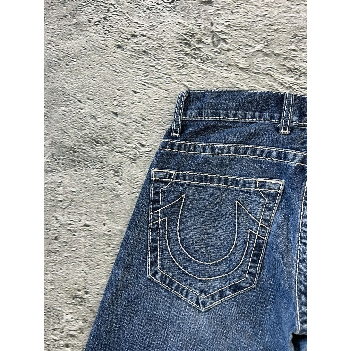 True Religion blue jeans white thick stitching Y2K