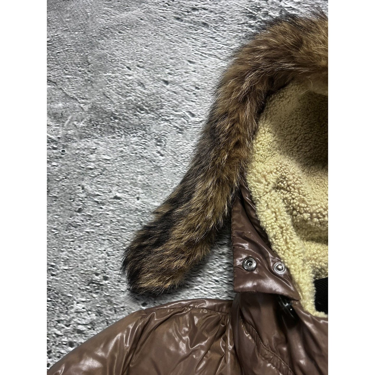 Moncler bulgarie down jacket teddy fur hood brown vintage