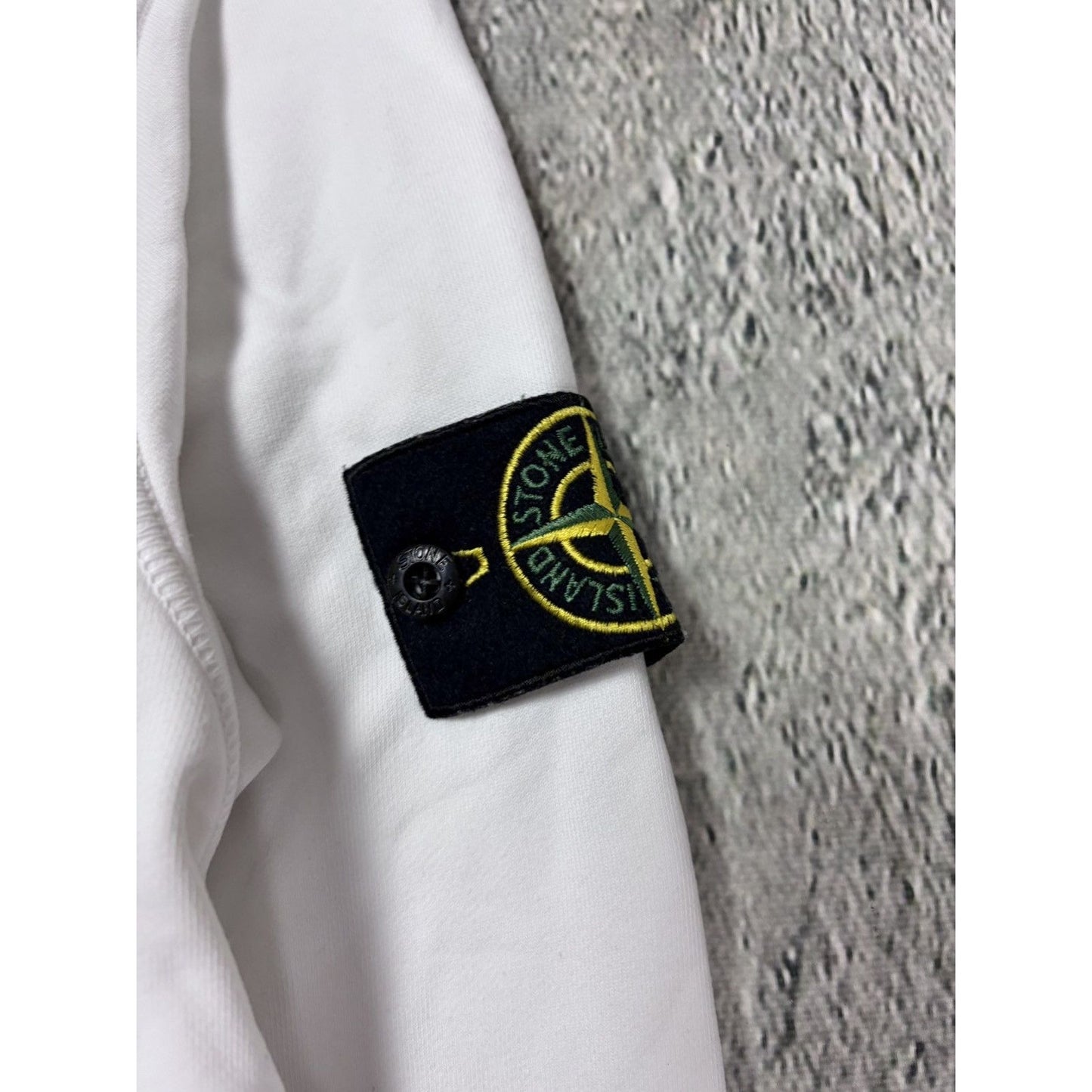 Stone island sweatshirt white with badge