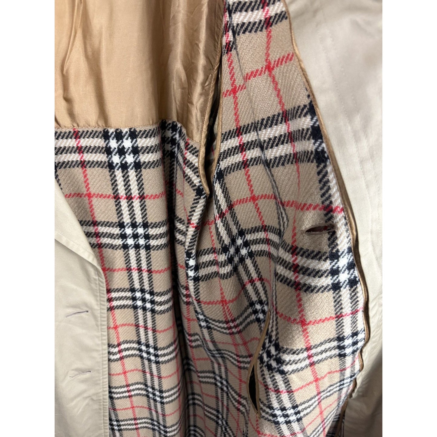 Burberrys trench coat beige wool lining vintage nova check