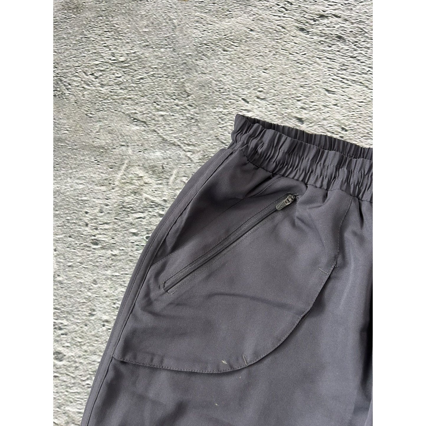 Umbro nylon track pants vintage grey cargo parachute