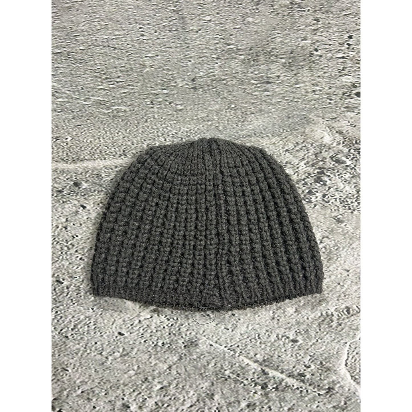 Rab beanie grey wool Y2K