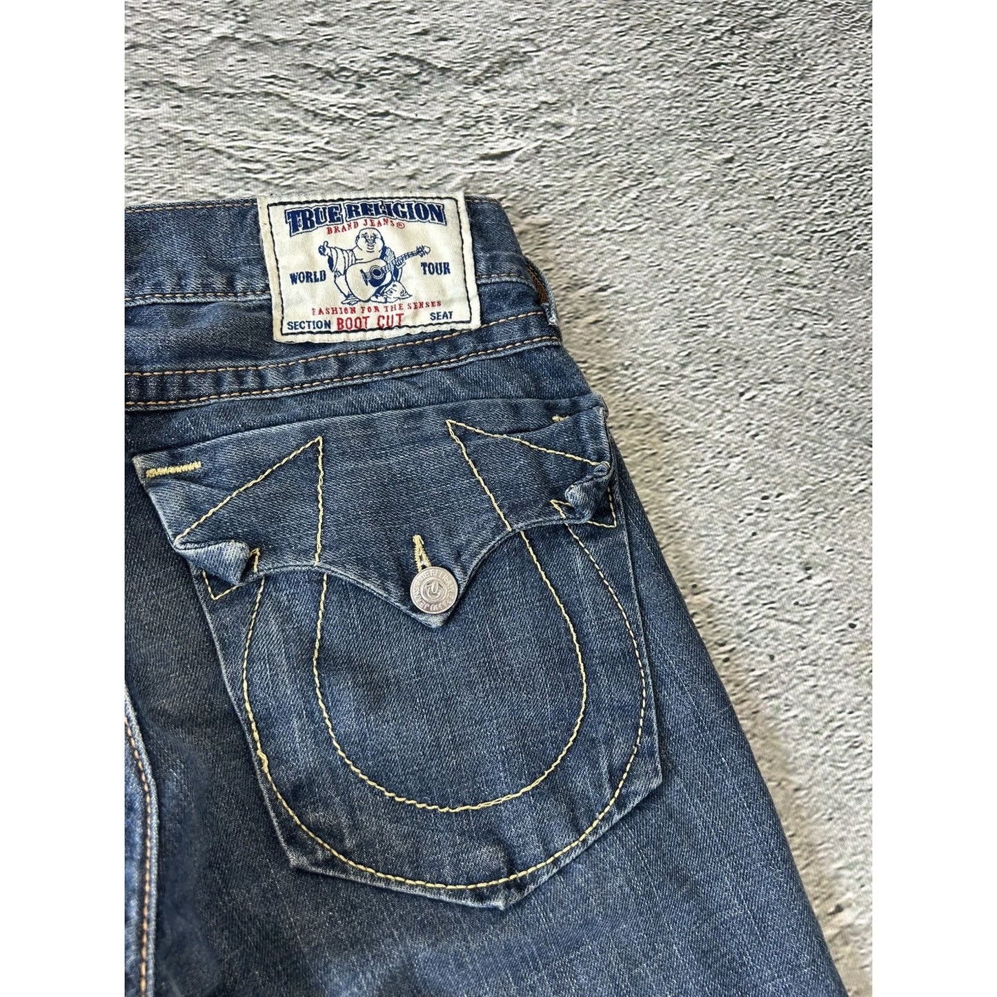 True Religion blue jeans white stitching Y2K bootcut