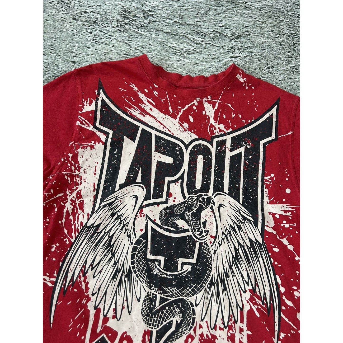 Tapout Vintage Y2K T-shirt big logo red