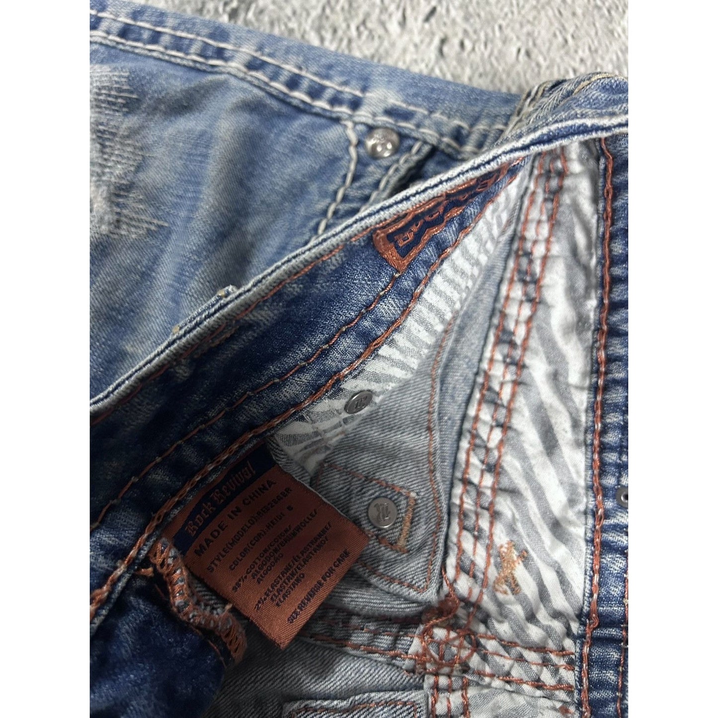 Rock Revival vintage light jeans leather patch Y2K flared