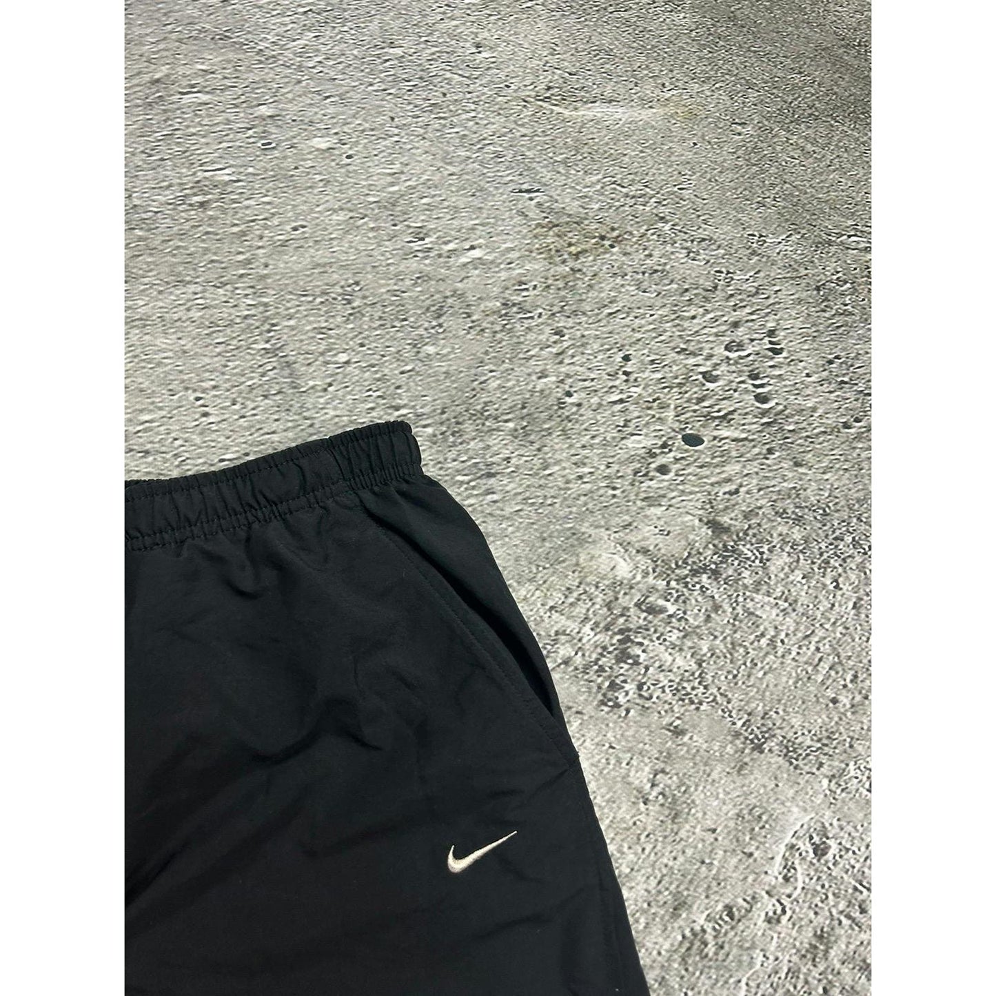 Nike vintage nylon black track pants small swoosh drill Y2K