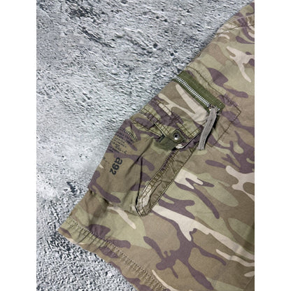 Abercrombie camo shorts jorts y2k