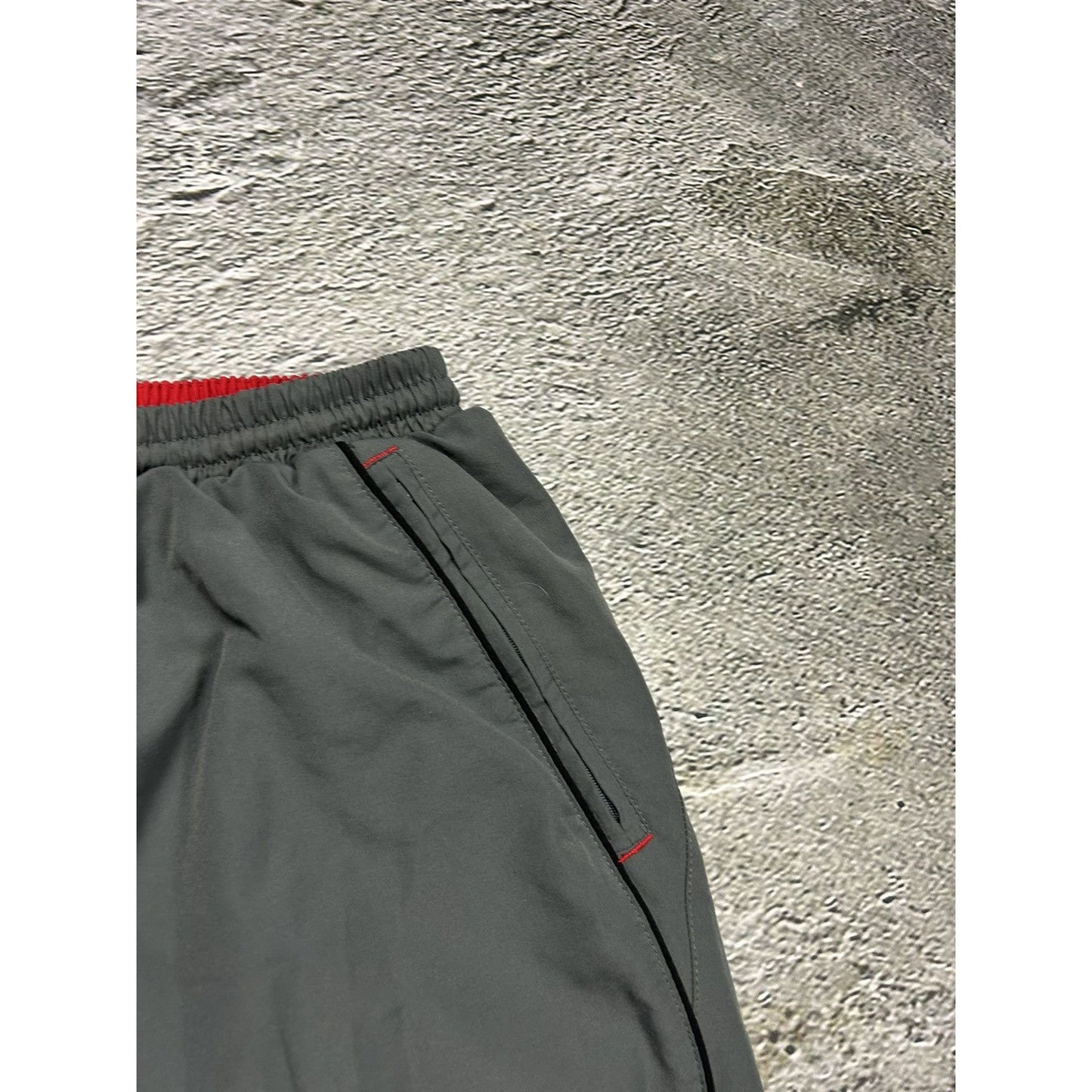 Umbro nylon track pants vintage grey red black Man UTD
