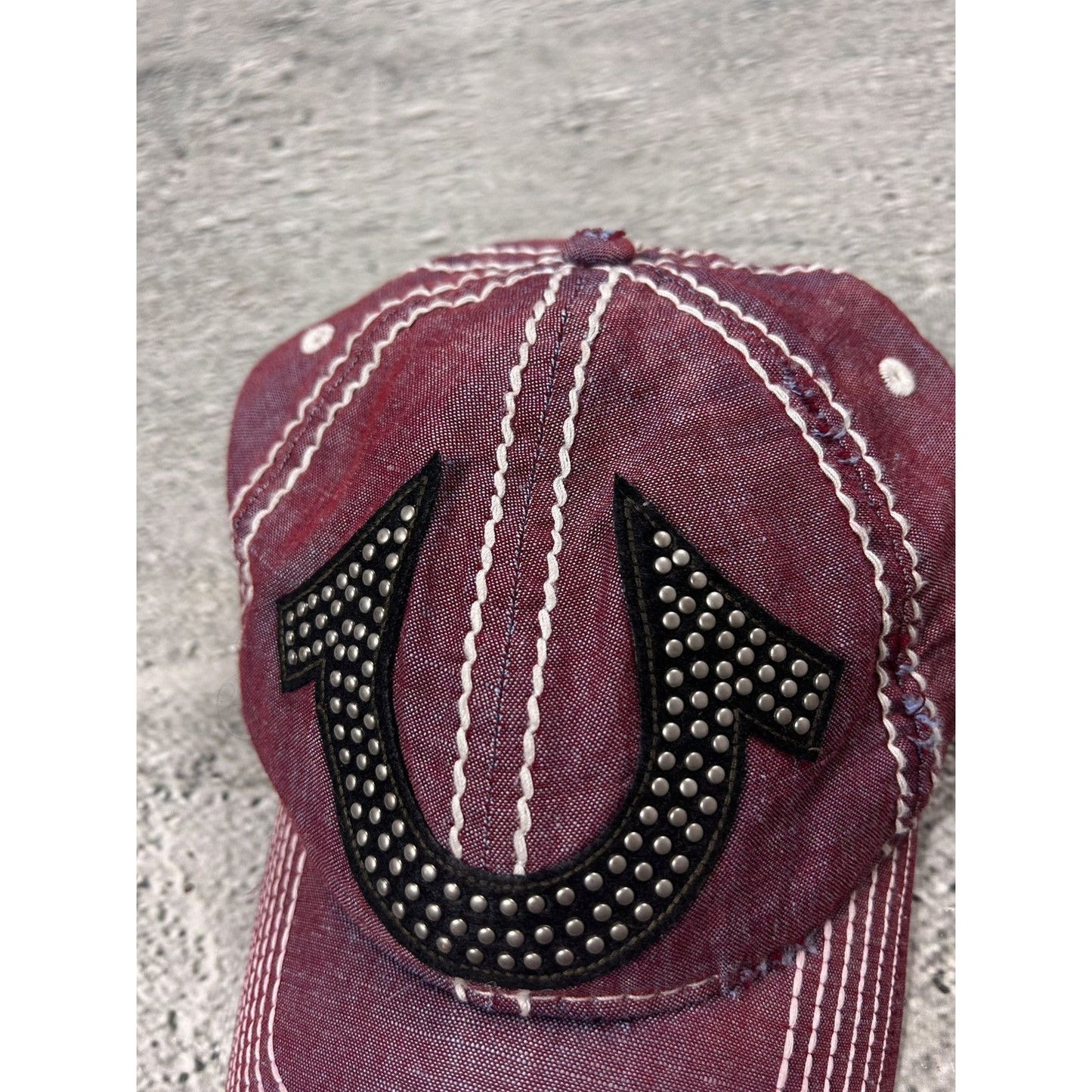 True Religion hat vintage red cap studded big logo horseshoe
