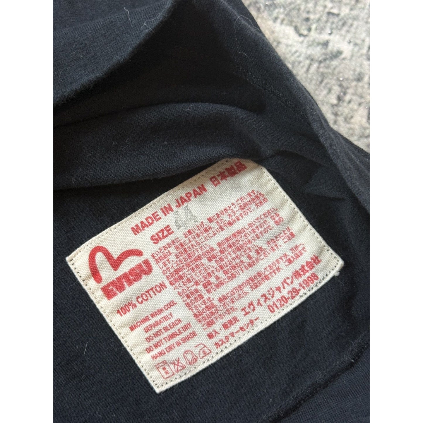 Evisu plain black t-shirt vintage basic