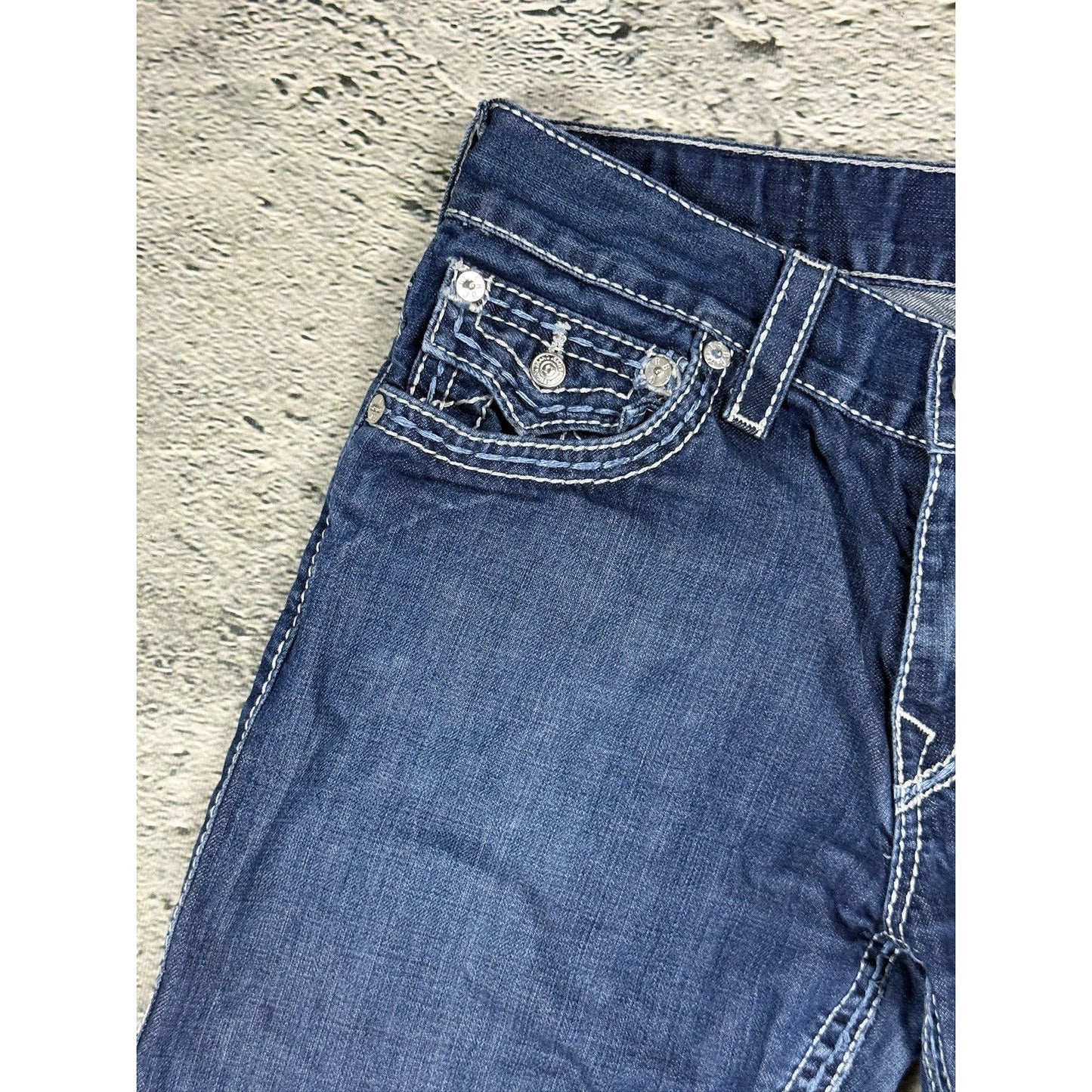 True Religion blue jeans white stitching Y2K bootcut