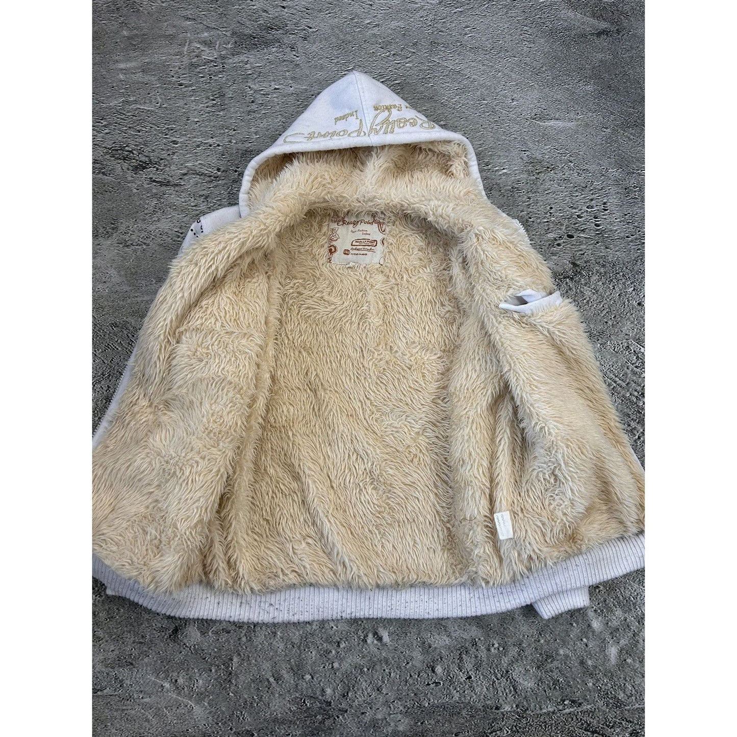 Really Point Y2K vintage zip hoodie white fur Ed Hardy