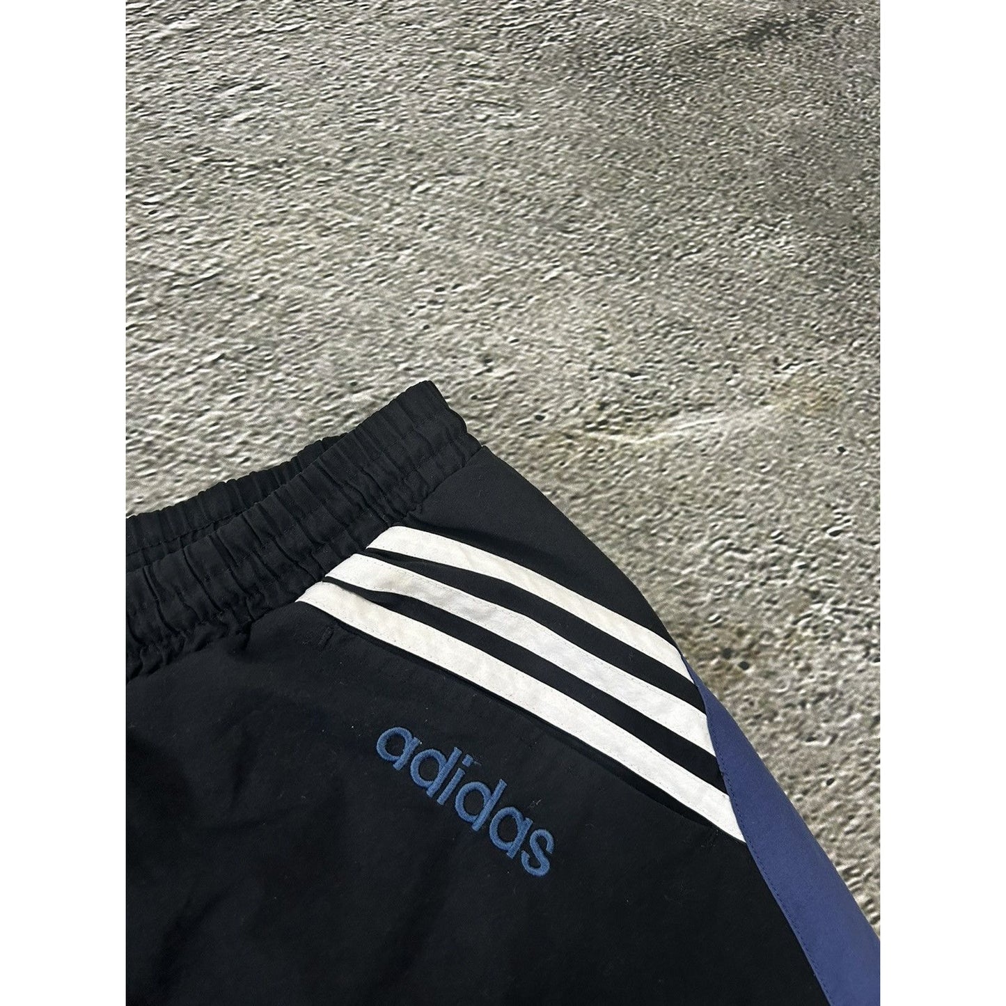 Adidas vintage shorts black big logo 2000s Y2K