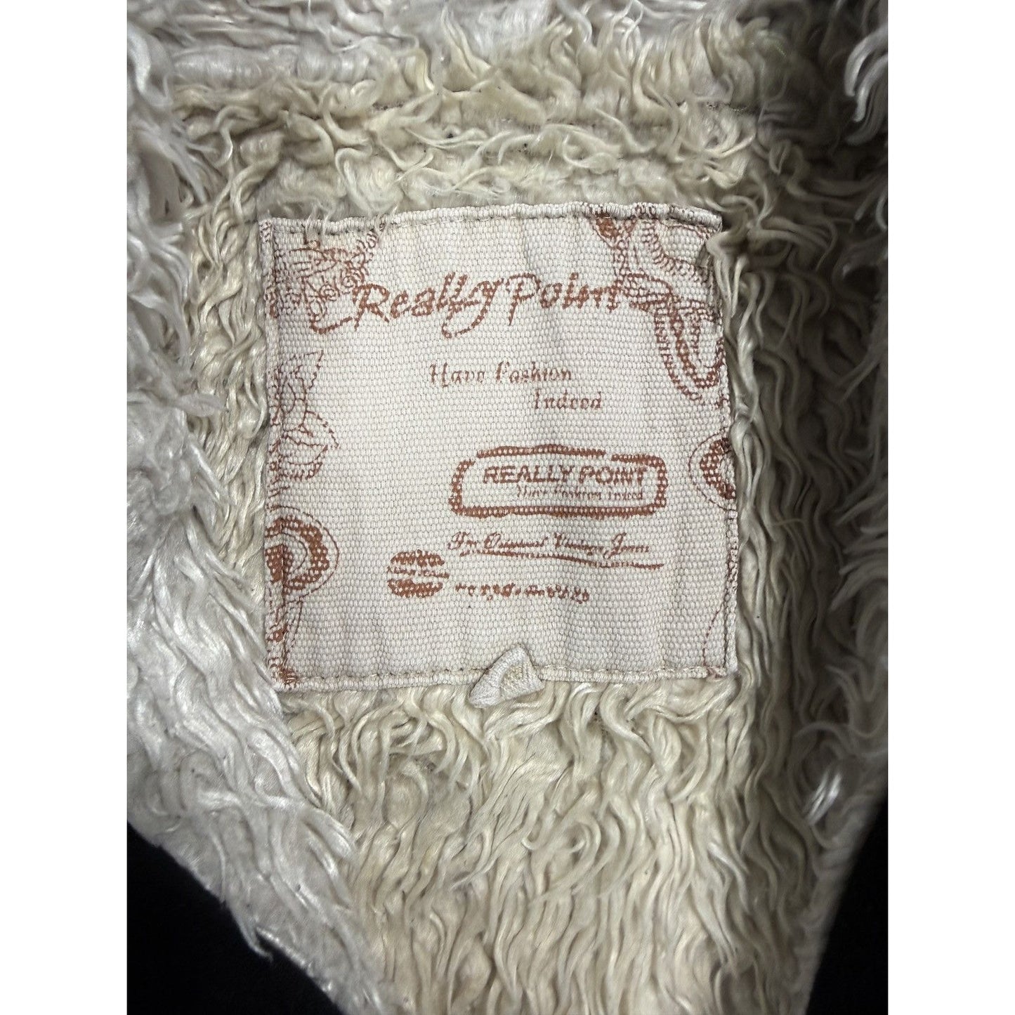 Really Point Y2K vintage zip hoodie black fur Ed Hardy