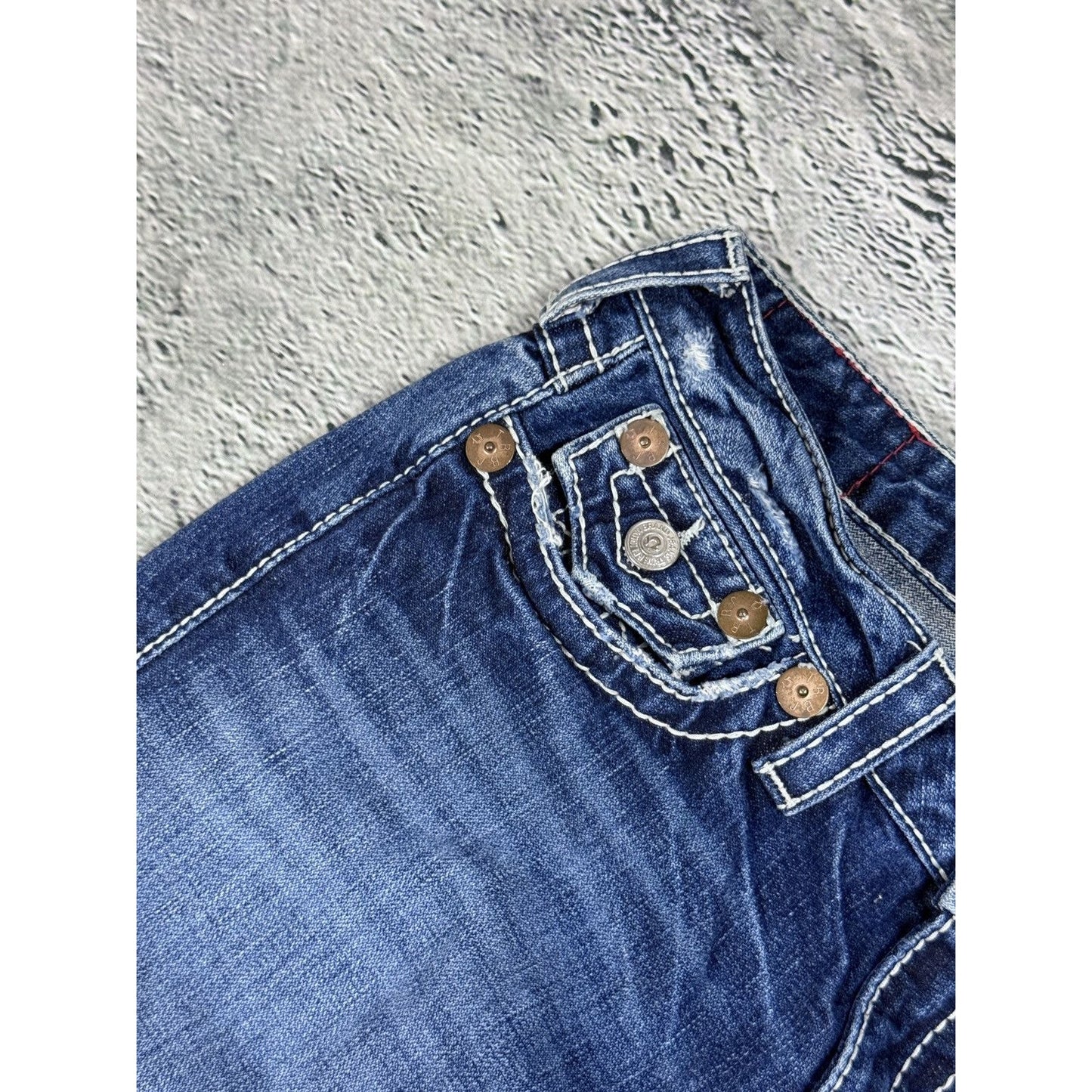 True Religion blue jeans white thick stitching Billy