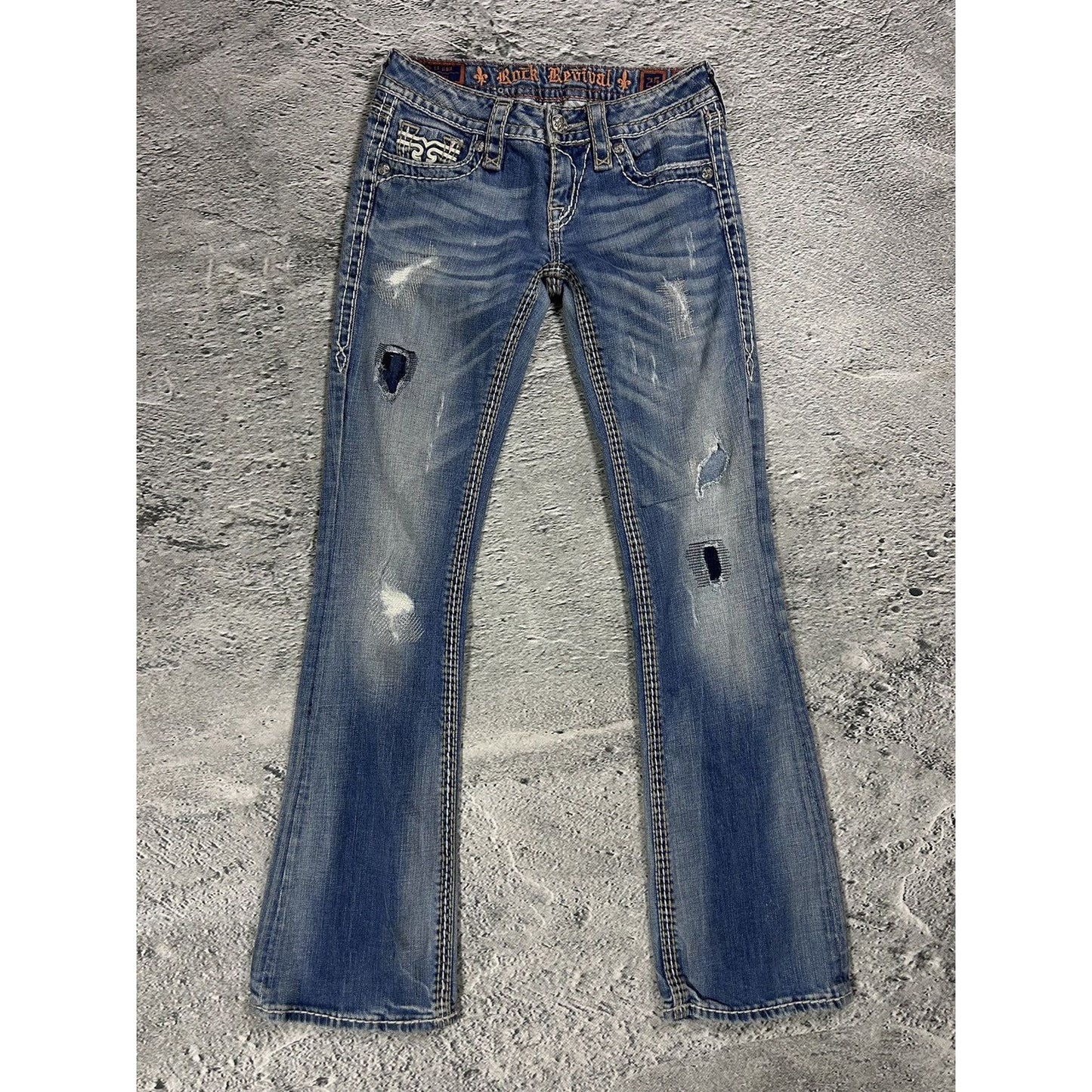 Rock Revival vintage light jeans leather patch Y2K flared
