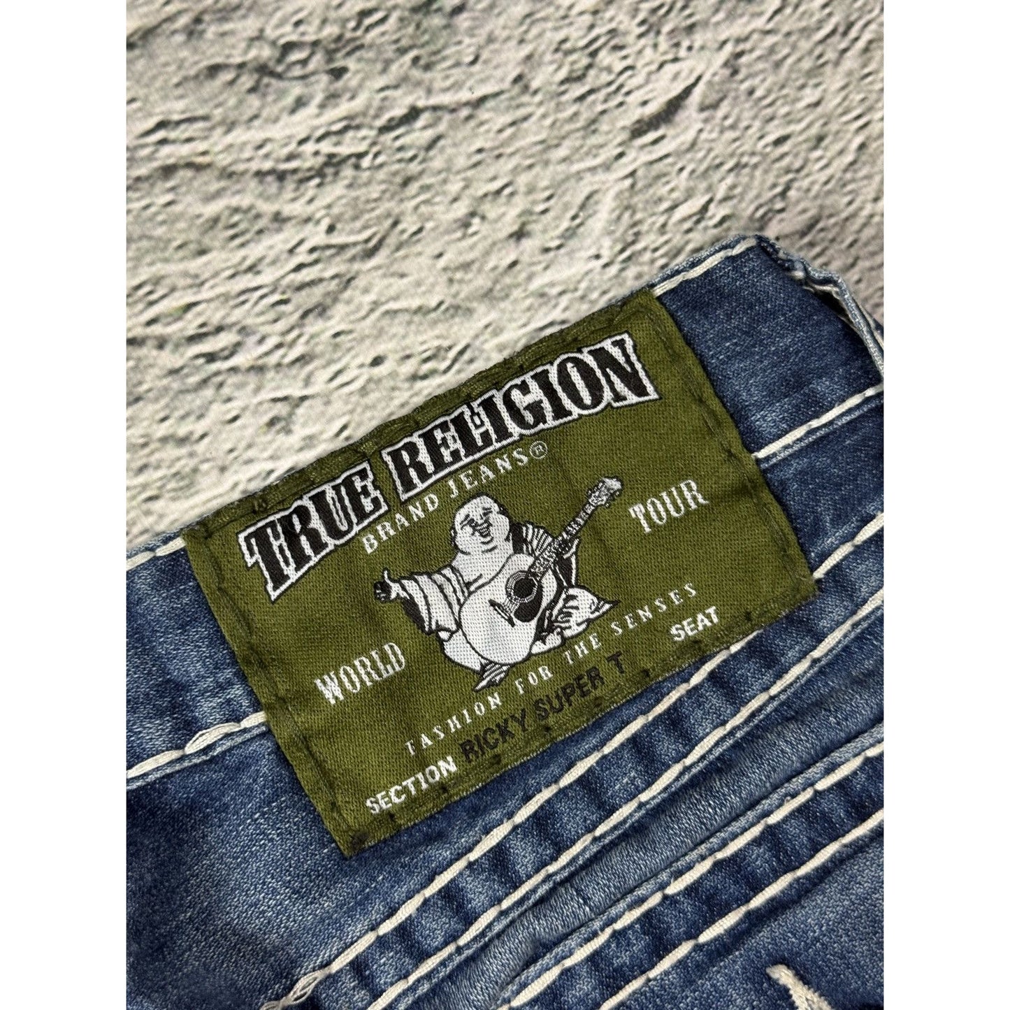 True Religion Green tab ricky Blue jeans white stitching