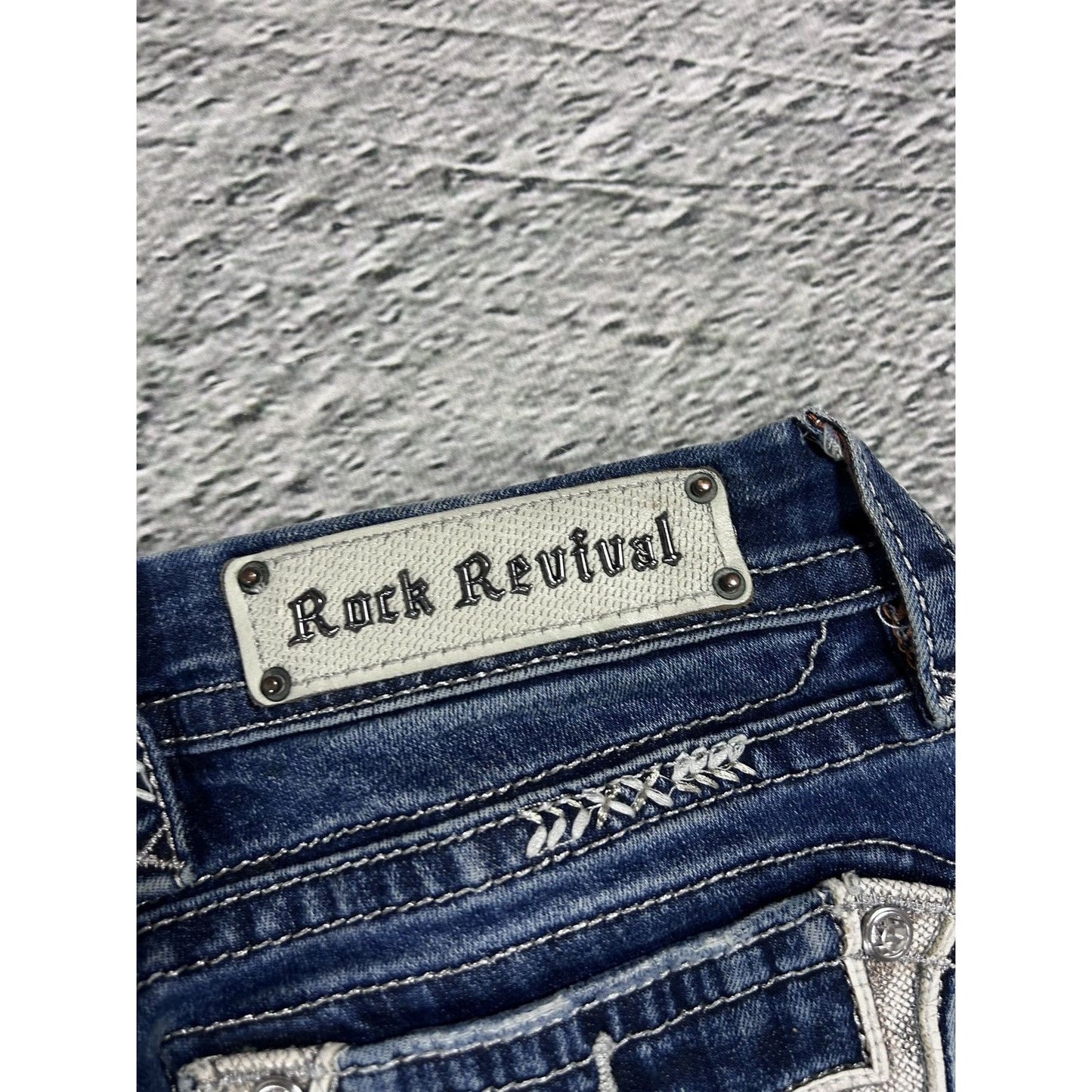 Rock Revival vintage rhinestone snakeskin jeans Y2K flared