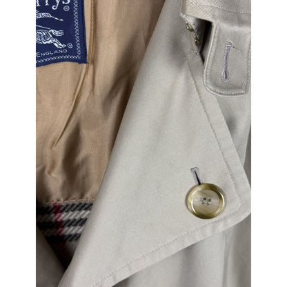 Burberrys trench coat beige wool lining vintage nova check