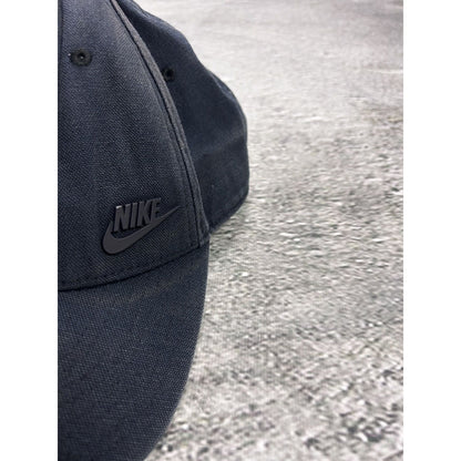 Nike Cap Vintage black