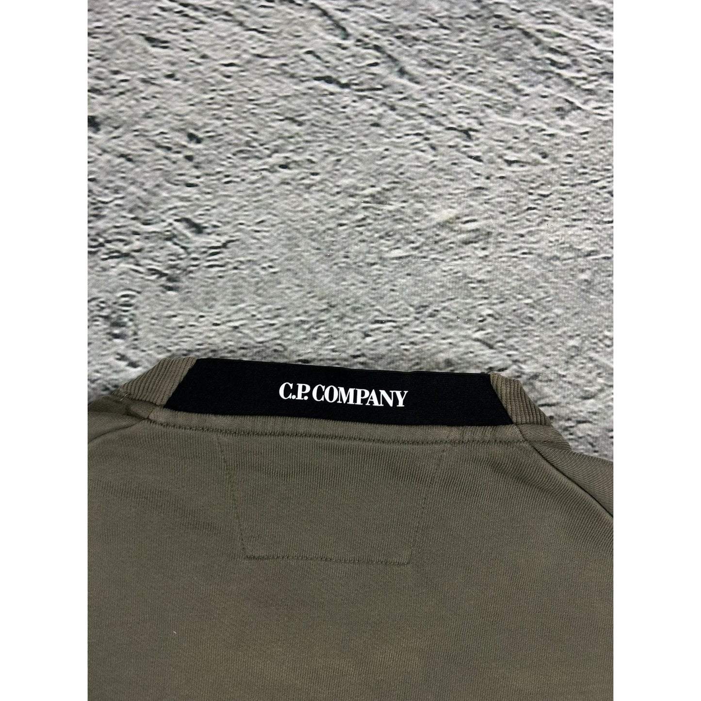 C.P. Company sweatshirt with lens khaki