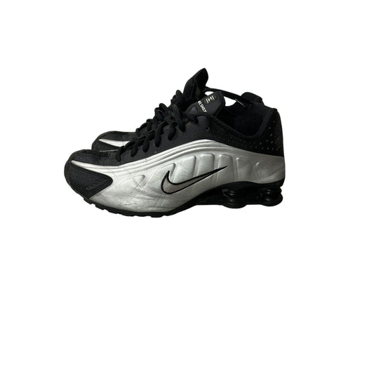 Nike Shox R4 sneakers black silver street shoes low