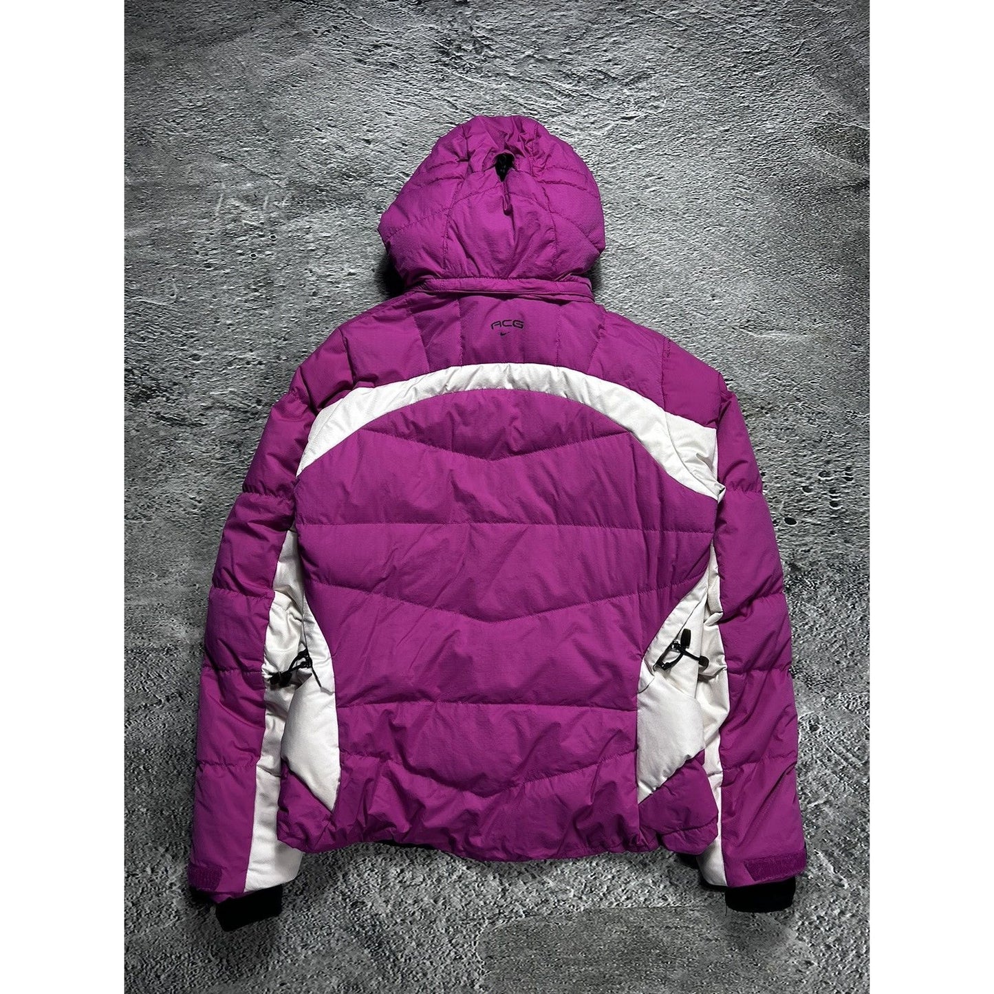 Nike ACG vintage white pink puffer jacket small logo