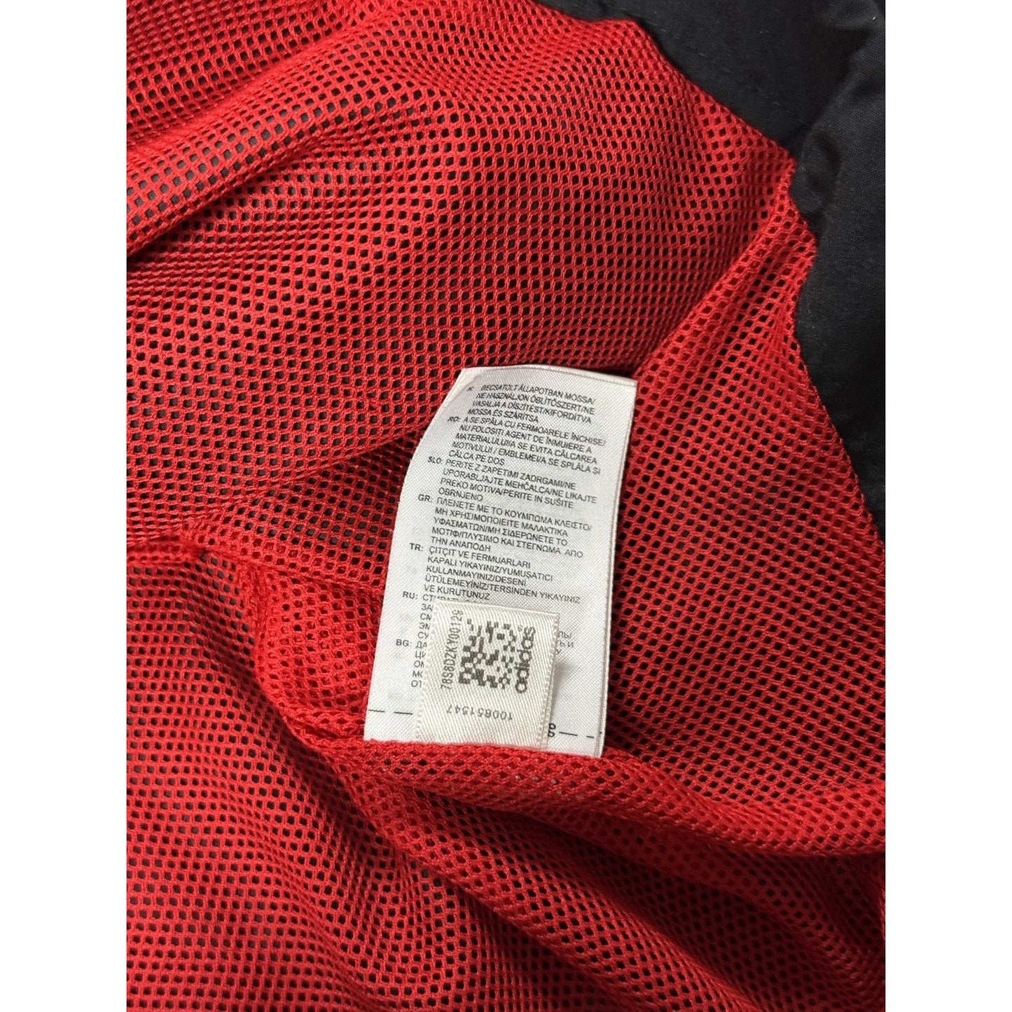 Liverpool 09 Adidas track jacket asymmetric champions league