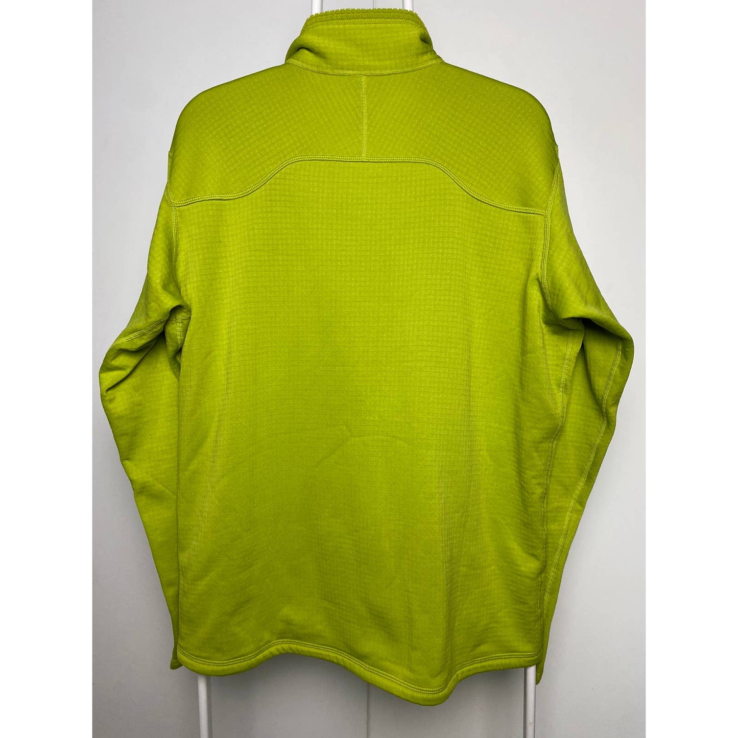 Patagonia vintage neon green fleece half zip