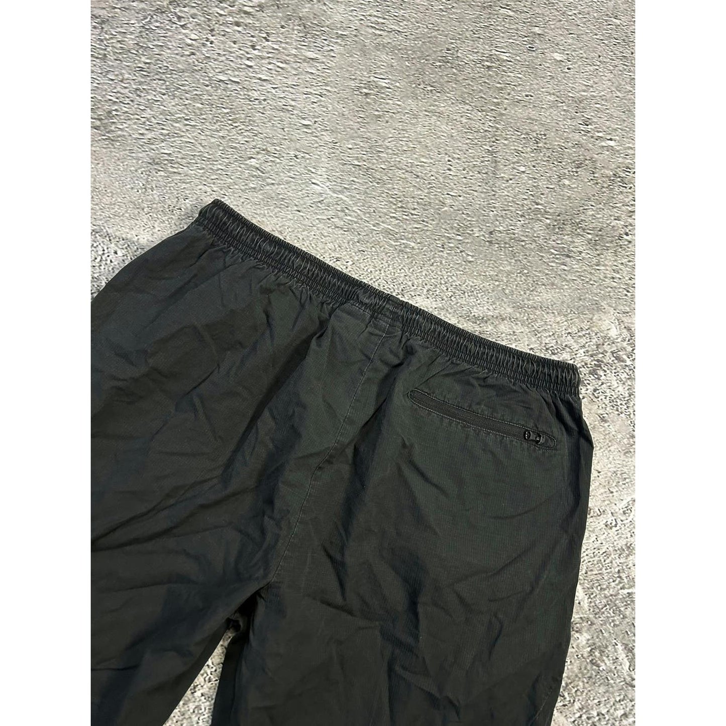 Nike vintage black parachute pants 2000s cargo drill Y2K