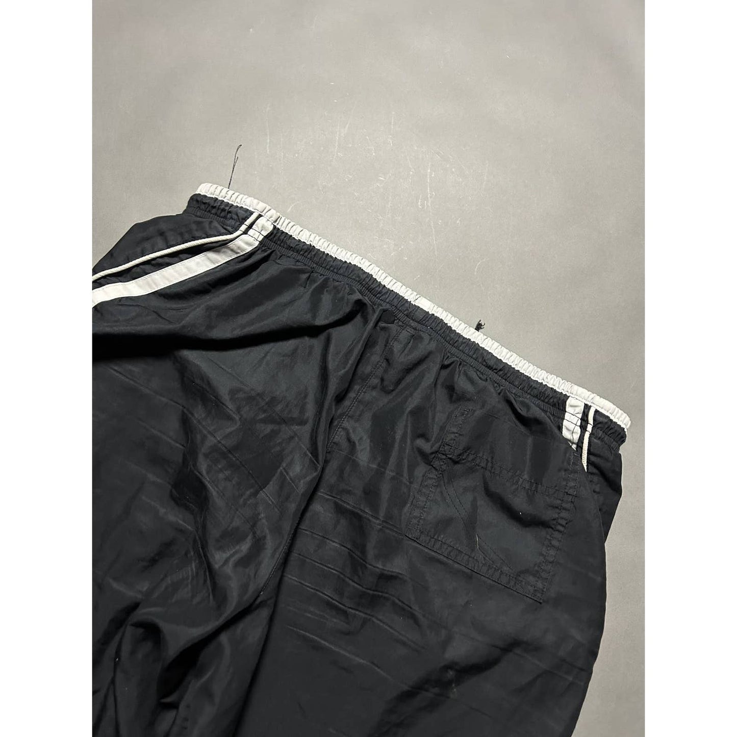 Nike nylon track pants black vintage drill Y2K parachute