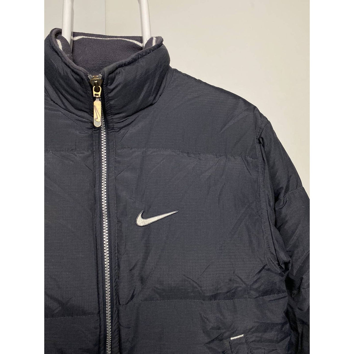 Nike vintage grey puffer jacket small swoosh logo 2000s