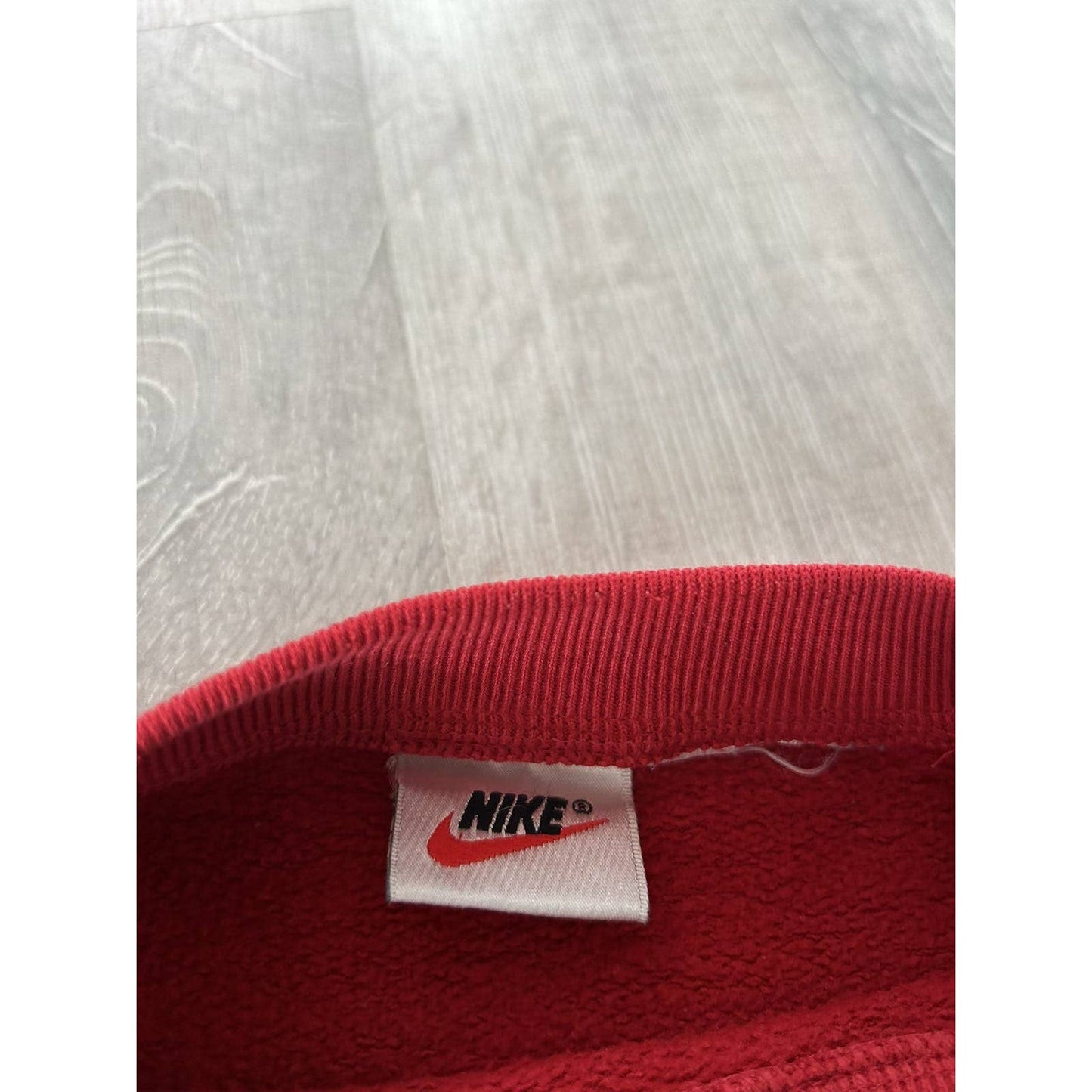 Nike USA red sweatshirt big logo swoosh 90s